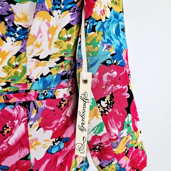 5/$30 NWT SpaceGirlz Bright Floral Stretchy Cropped Business Casual Blazer Sz M - Picture 7 of 9